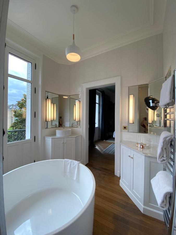 Maison Blanche Chartres - Maison d'hôtes 5 étoiles Esterno foto